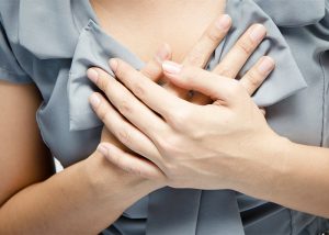 close-up-woman-having-chest-pain