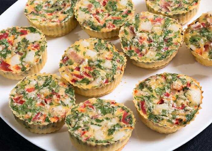Homemade spinach eggs paleo breakfast muffins